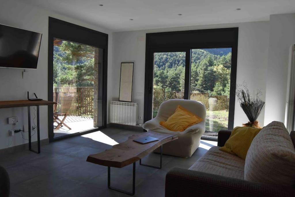 Villa Cal Manubens Castellar del Riu Exterior foto