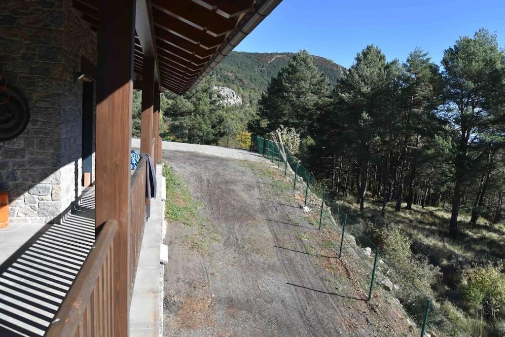 Villa Cal Manubens Castellar del Riu Exterior foto